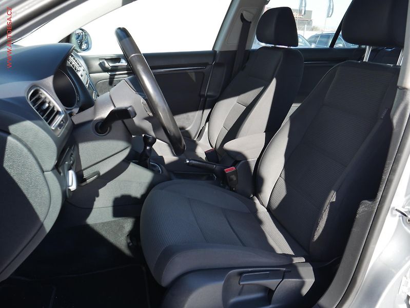 Volkswagen Golf (2010) 1.4 TSi VI, Comfortline - fotka 9 z 16