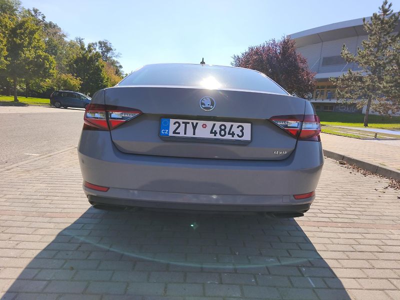 Škoda Superb (2016) 2.0TDI LAURIN a KLEMENT - fotka 6 z 21