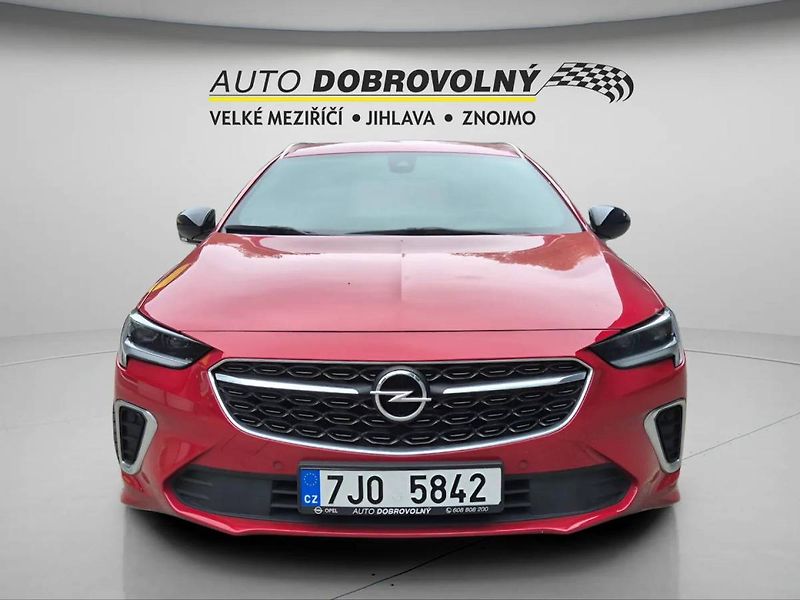 Opel Insignia GSi Sports Tourer F 2.0 SHT & - fotka 12 z 49