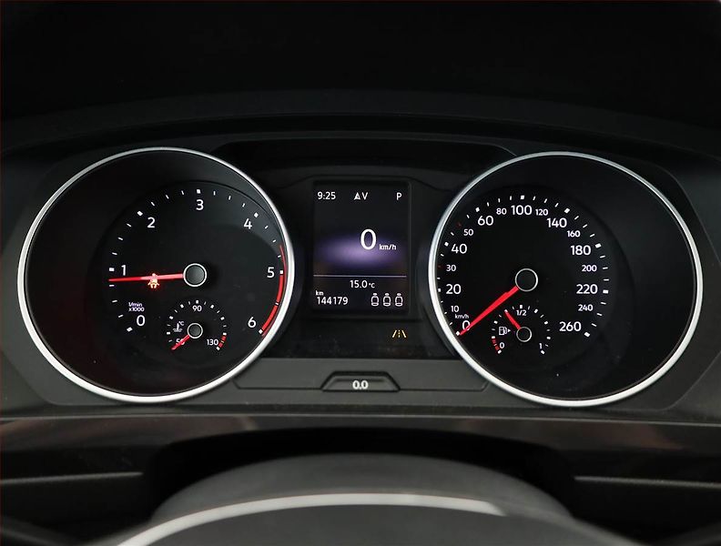 Volkswagen Tiguan (2018) Comfortline 2.0 TDI, 4X4 - fotka 9 z 17