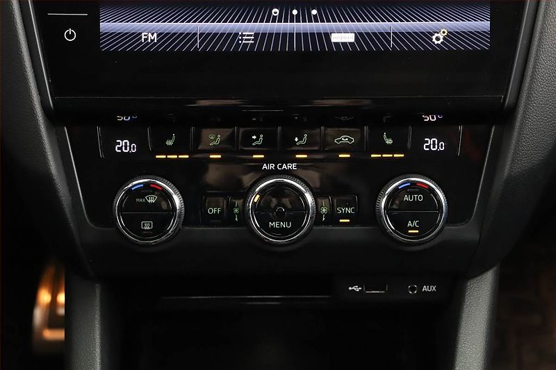 Škoda Octavia (2017) RS 2.0 TDI 4x4 DSG, 4X4 - fotka 18 z 23