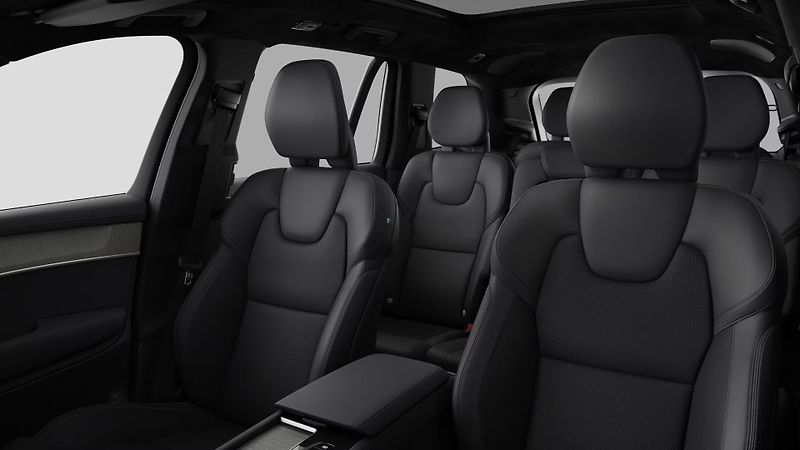 Volvo XC90 (2026) B5 AWD AUT DARK ULTRA 7-míst - fotka 9 z 11