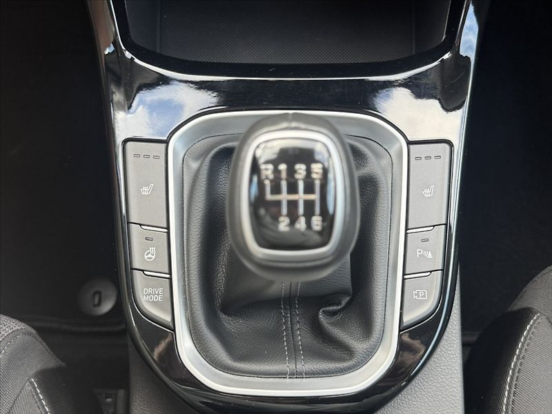 Hyundai i30 1,5 T-GDI 103kW Family - fotka 18 z 23