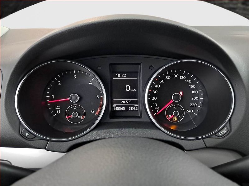 Volkswagen Golf (2011) 1.6 TDI, Tempomat - fotka 11 z 16