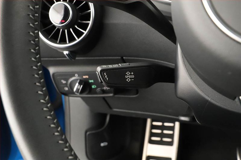 Audi TT (2022) 45 TFSI - fotka 19 z 23