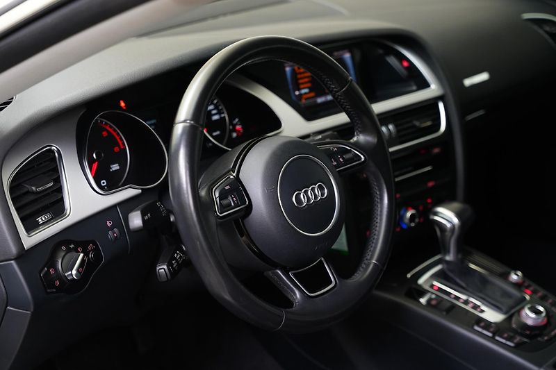 Audi A5 - fotka 14 z 23