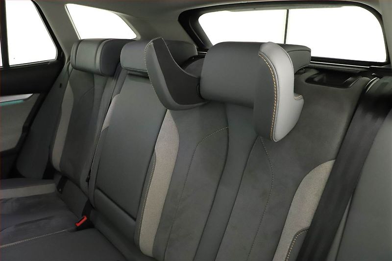 Škoda Enyaq (2022) iV 80x (82 kWh), SoH 83% - fotka 14 z 31