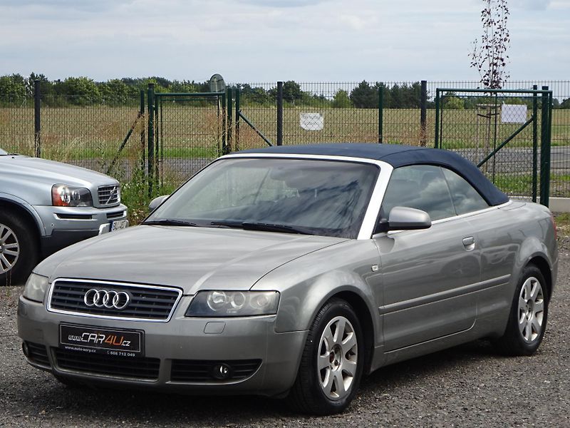 Audi A4 (2003) 1.8T 120kW KABRIO MANUÁL - fotka 12 z 17