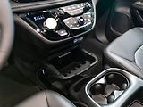 Chrysler Pacifica (2026) 3.6 Select AWD, 360 Cam 2x LCD - náhled 22