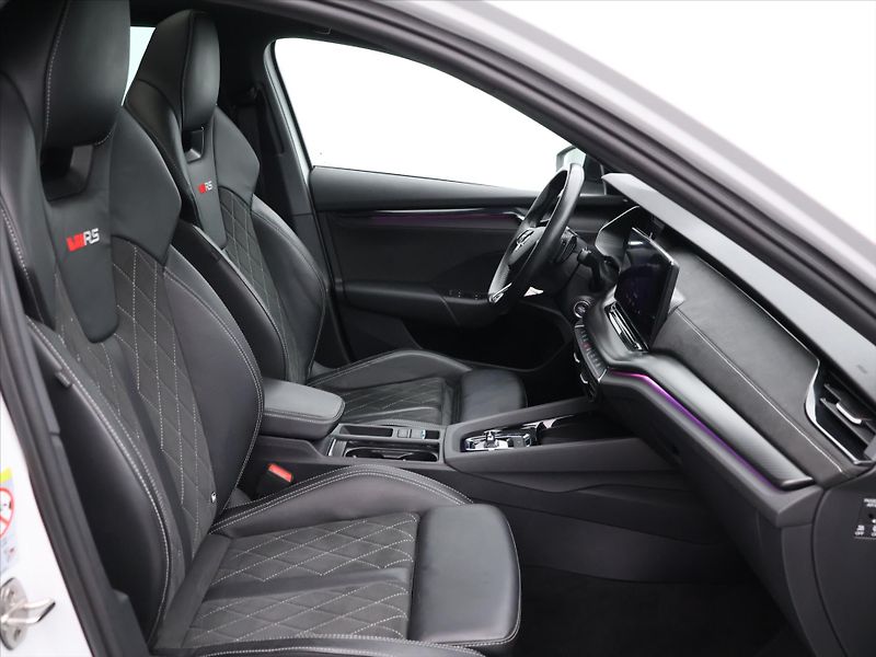 Škoda Octavia 2,0 TSI 180kW DSG RS 1.Maj - fotka 13 z 40