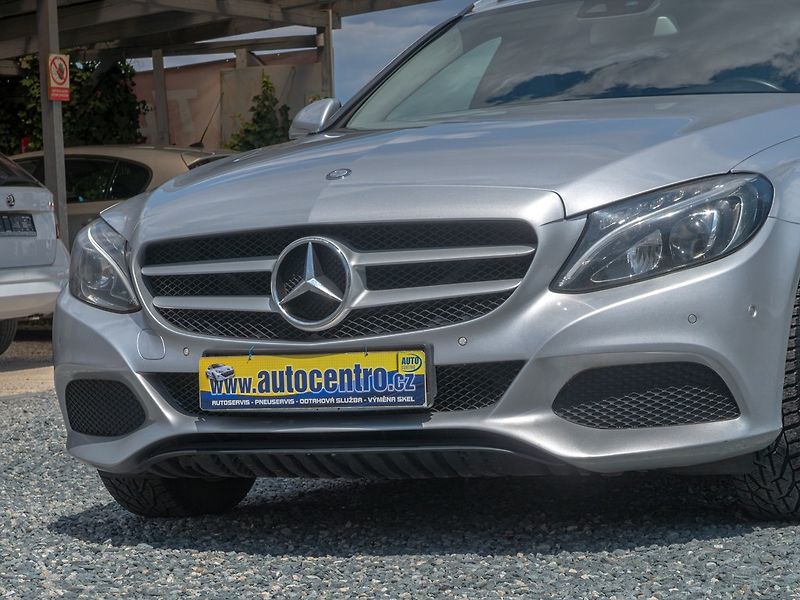 Mercedes-Benz Třídy C (2019) 220CDI LED – NAVIGACE - fotka 9 z 58