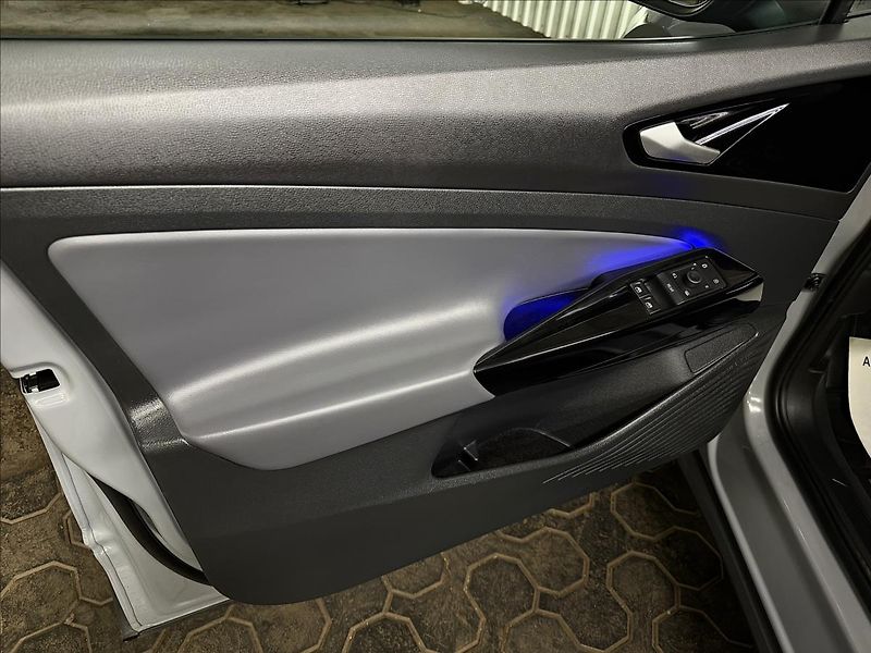 Volkswagen ID.4 150kW PRO PF. TAŽNÉ TČ 2XALU - fotka 14 z 45