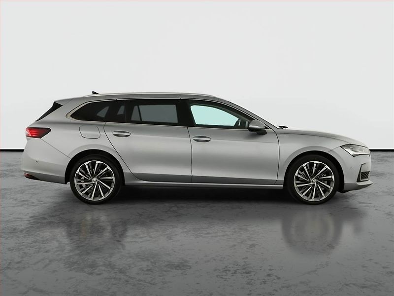 Škoda Superb (2024) 2.0 TDI - fotka 6 z 20