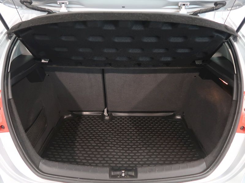 Seat Leon (2011) 1.6TDI 77KW - fotka 22 z 22