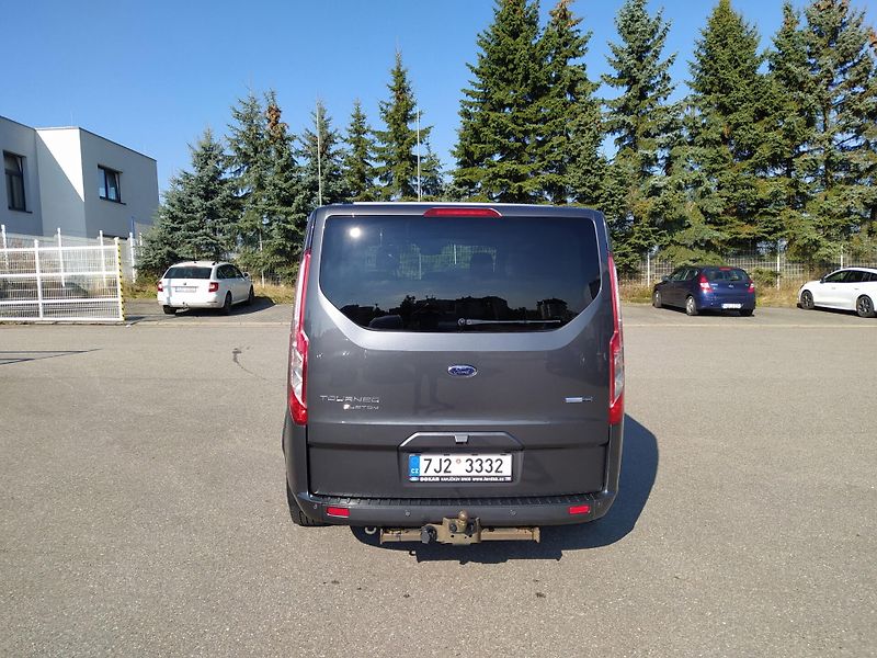 Ford Tourneo Custom (2022) 2,0 EcoBlue 110kW/150k L2 TITA - fotka 4 z 16