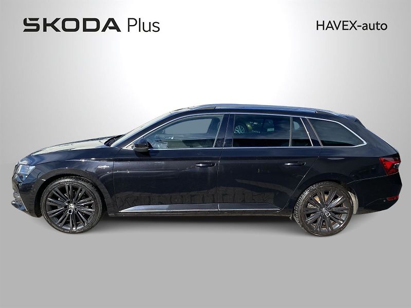 Škoda Superb (2023) Combi 2.0 TDI 4x4 DSG L&K - fotka 3 z 37