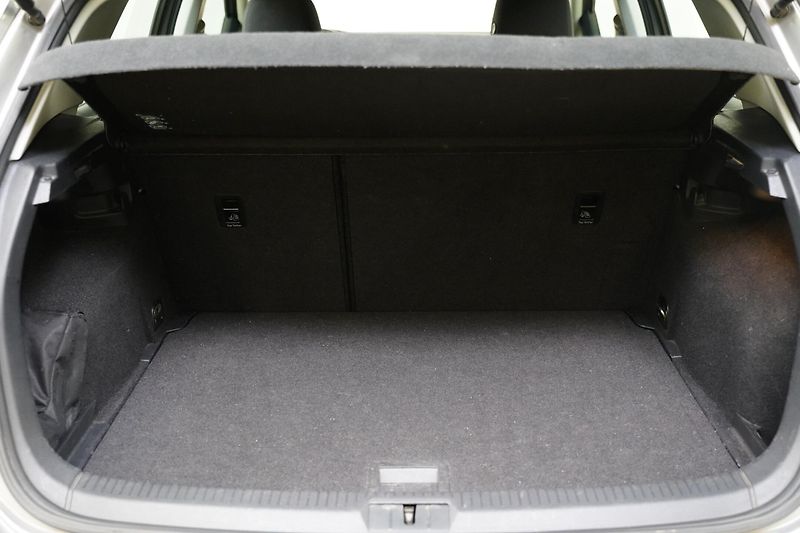 Volkswagen Golf - fotka 21 z 21