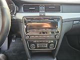 Škoda Superb (2011) 2.0TDI - náhled 12