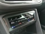 Volkswagen Tiguan (2021) 1.5 TSi Facelift Life ACC LED - náhled 14