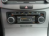 Volkswagen Passat (2011) 2.0TDi, ČR, Comfortline - náhled 18