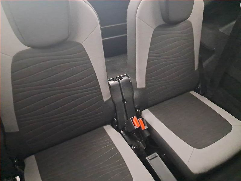 Citroën C4 Picasso (2014) 1.6 HDi, 7 míst, Serv.kniha - fotka 17 z 18