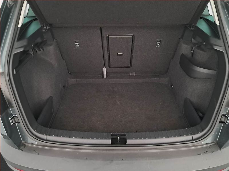 Škoda Karoq (2020) 1.5 TSI - fotka 14 z 20