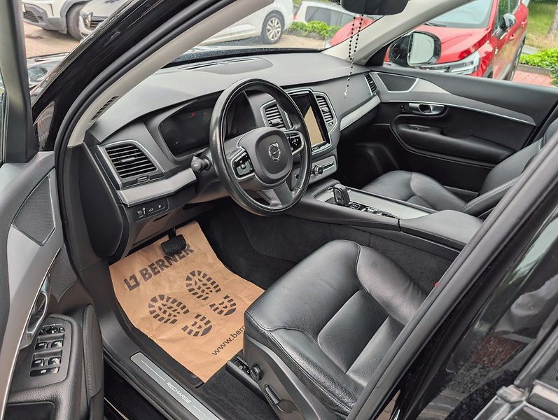 Volvo XC90 (2020) T8 Recharge 7 míst DPH - fotka 9 z 16