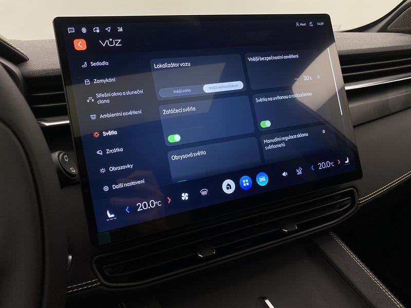 Lynk & Co 01 (2025) MORE PHEV AUT CZ 1.maj - fotka 69 z 90