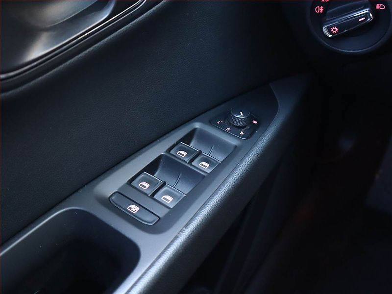 Seat Leon (2015) 1.4 TSI, Serv.kniha, Tempomat - fotka 14 z 15