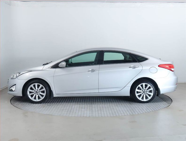 Hyundai i40 (2013) 1.7 CRDi, Tempomat - fotka 3 z 17