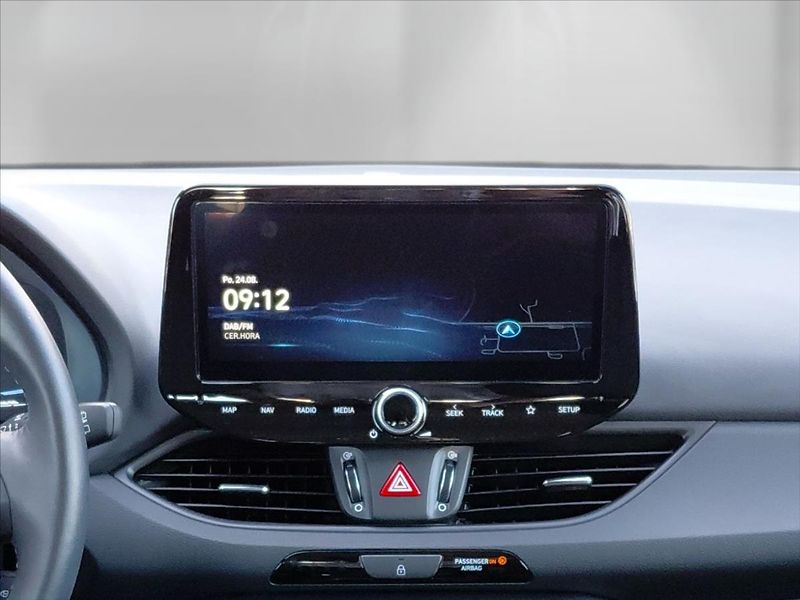 Hyundai i30 1,0   1.0 T-GDi Smart - fotka 18 z 25