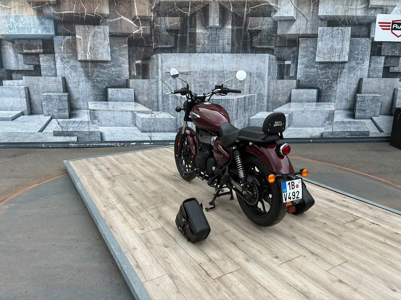 Royal Enfield Meteor 350 (2022) - fotka 8 z 19