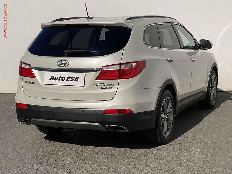 Hyundai Santa Fe (2014) 2.2 CRDi Grand 4WD, Premium - fotka 4 z 19