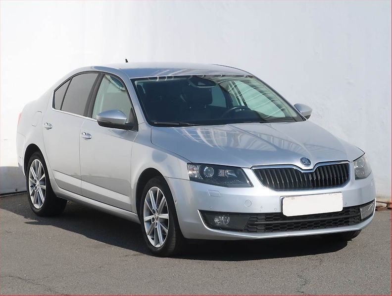 Škoda Octavia (2013) Elegance 1.4 TSI, Serv.kniha - fotografie inzerátu