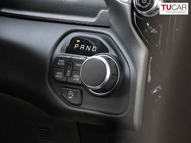 Dodge RAM (2025) 1500 BigHorn 3.0 TwinTurbo - fotka 20 z 41