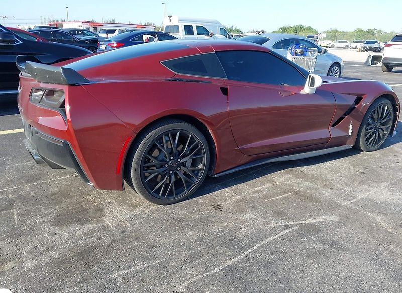 Chevrolet Corvette (2017) Auto na cestě - fotka 4 z 12