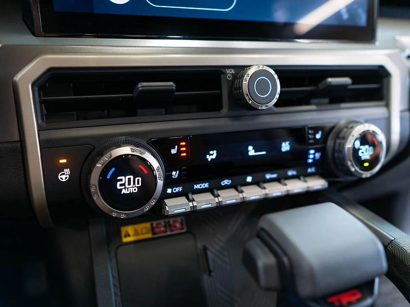 Toyota Tacoma (2024) 2.4 Off-Road Premium 4x4 - fotka 25 z 38