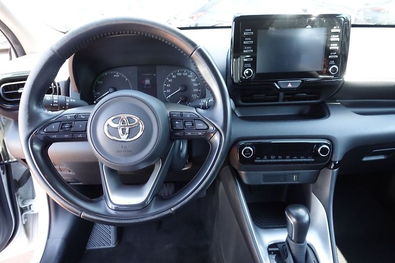 Toyota Yaris 1,5HSD Comfort - fotka 14 z 26