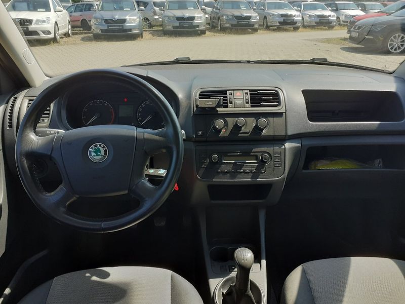 Škoda Fabia (2008) 1.2 HTP NOVÉ ROZVODY - fotka 7 z 28