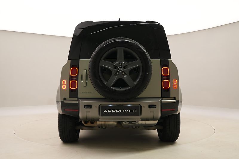 Land Rover Defender D250 X-DYNAMIC SE AWD AUT - fotka 11 z 48