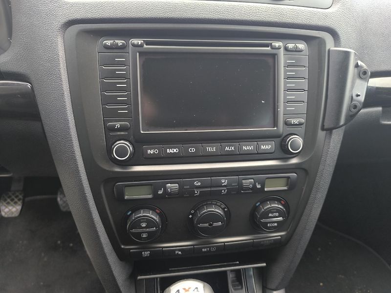 Škoda Octavia 1.9 TDi 4x4 SERVIS,DOL KM - fotka 20 z 38