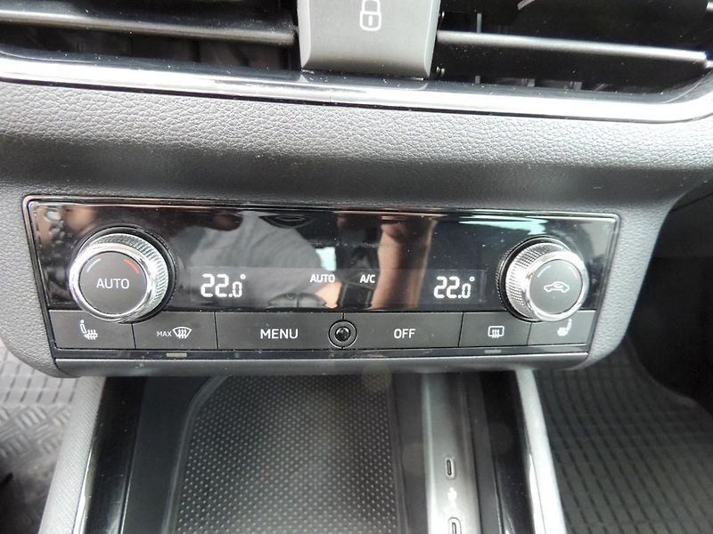 Škoda Scala (2020) 1.0TSi,85kw,Style,full LED,ČR - fotka 28 z 55