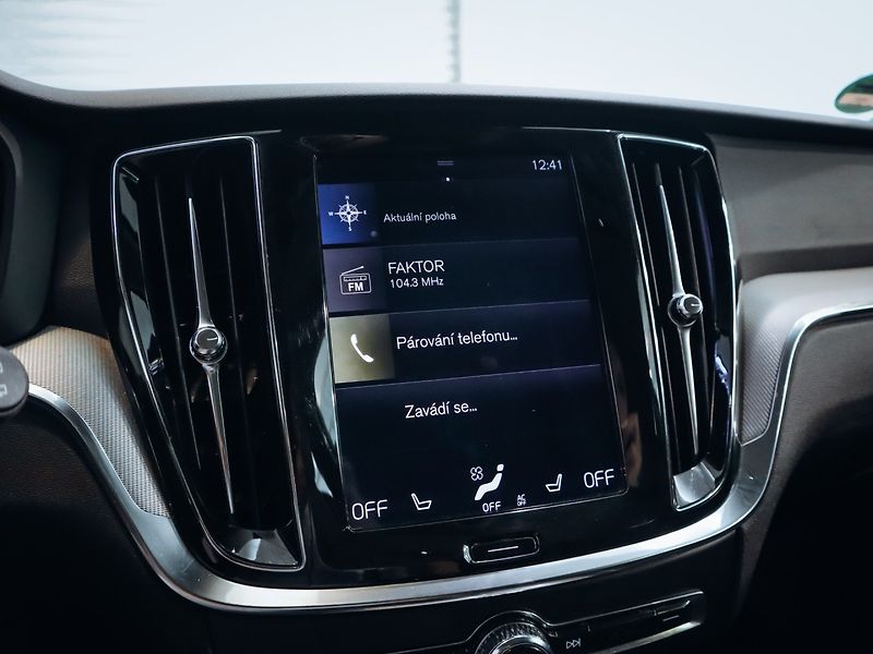 Volvo V60 D4 Inscription - fotka 15 z 27