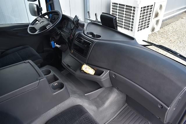 Mercedes-Benz Atego 1230 4x2 skříň s čelem - fotka 8 z 17