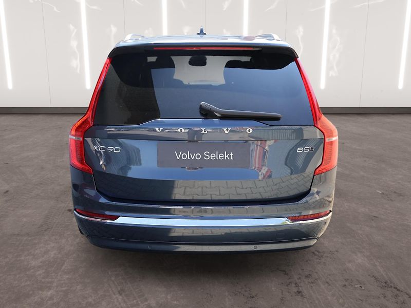 Volvo XC90 (2023) Ultimate, B5 AWD Mild hybrid - fotka 3 z 25