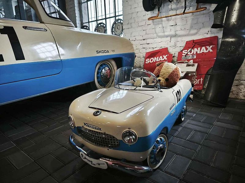 Na světě je jen jediný kus. A teď je Škoda 440 Karosa k mání.