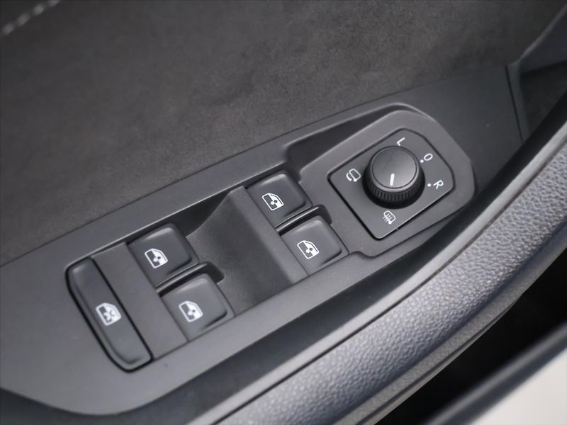 Škoda Kodiaq 2,0 TDI 4x4 DSG Sportline DPH - fotka 15 z 38