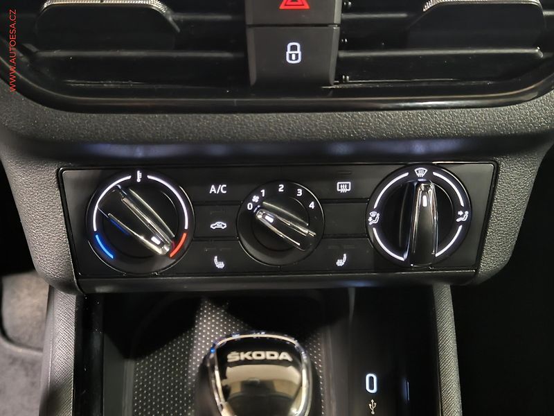 Škoda Scala (2020) 1.6 TDi, Ambition, DSG - fotka 15 z 17