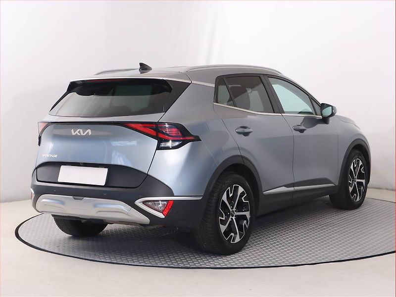 Kia Sportage (2022) 1.6 CRDi MHEV - fotka 5 z 21
