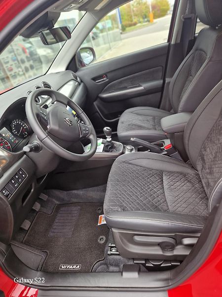 Suzuki Vitara (2026)  1,4 BJ 6MT Elegance  - fotka 4 z 6